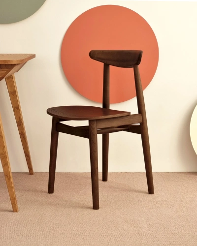 Drewniane krzesło do jadalni Biju Orzechowe