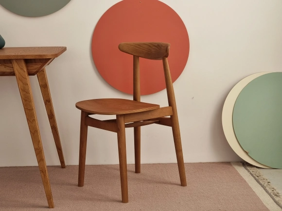 Drewniane krzesło do jadalni Biju Jesion | bejca dąb