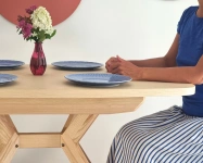 Owalny stół jadalniany BIJU FIN 120x80 Jesion